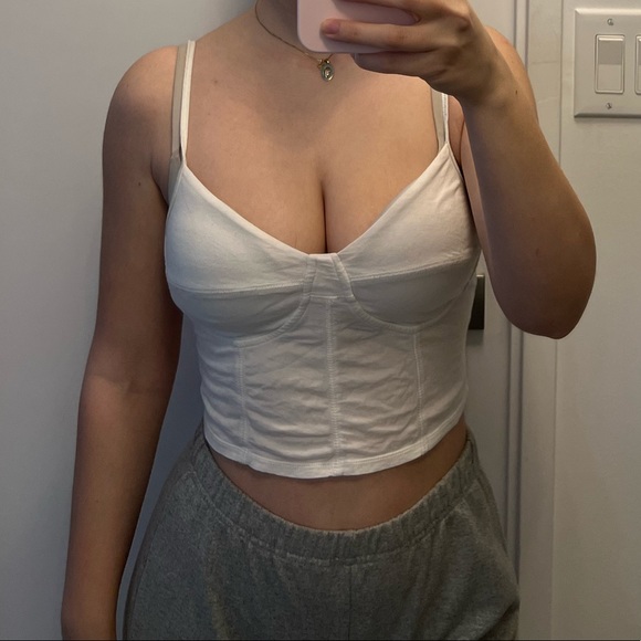 SEXY CROP TANK TOP - Picture 3 of 7